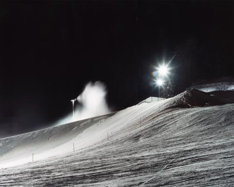 Jules Spinatsch,  Snow Management Scene B3, 2004