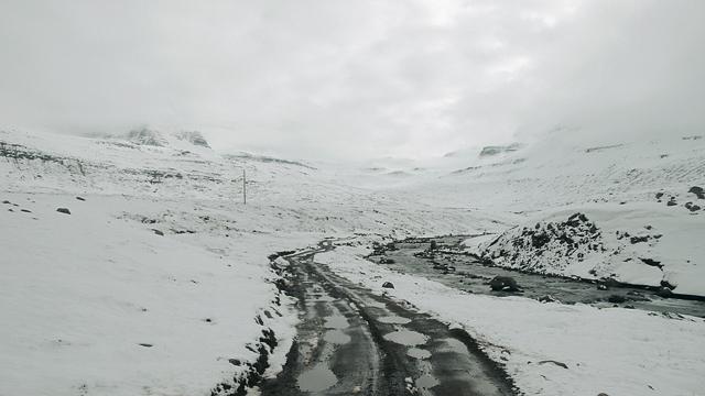 Silvia/Eric Bächli/Hattan, Blindhaedir - East Iceland, 2008